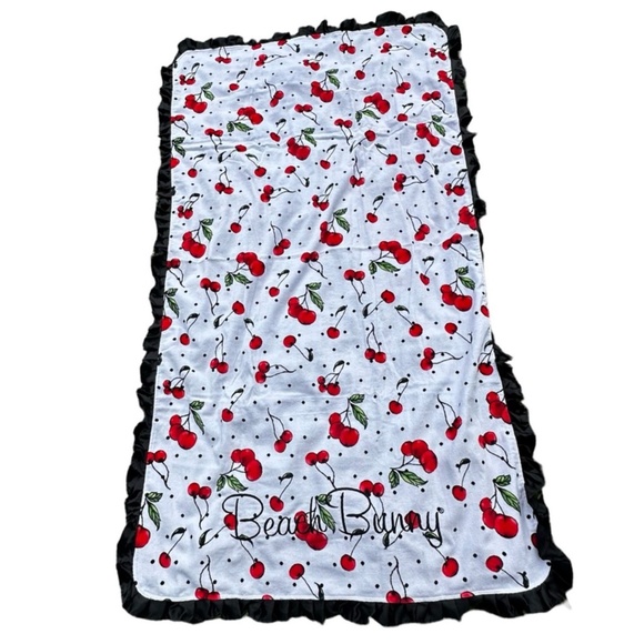 NWT beach bunny cherry dot beach towel size XL - Picture 3 of 9